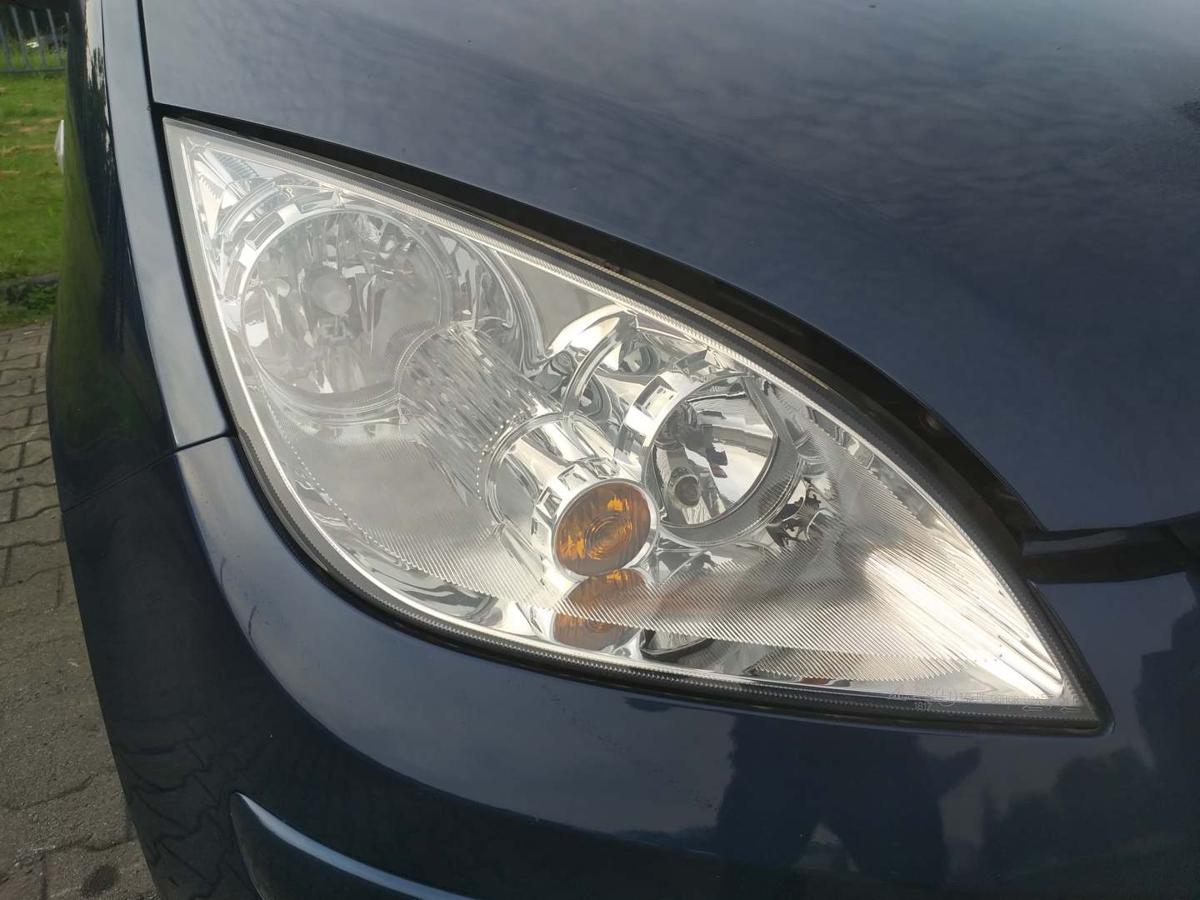 Mitsubishi Colt Z30 original Scheinwerfer vorn rechts Halogen Bj.2005